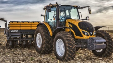 tractor Valtra