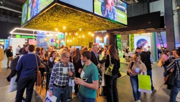 CREATOR: gd-jpeg v1.0 (using IJG JPEG v62), quality = 100